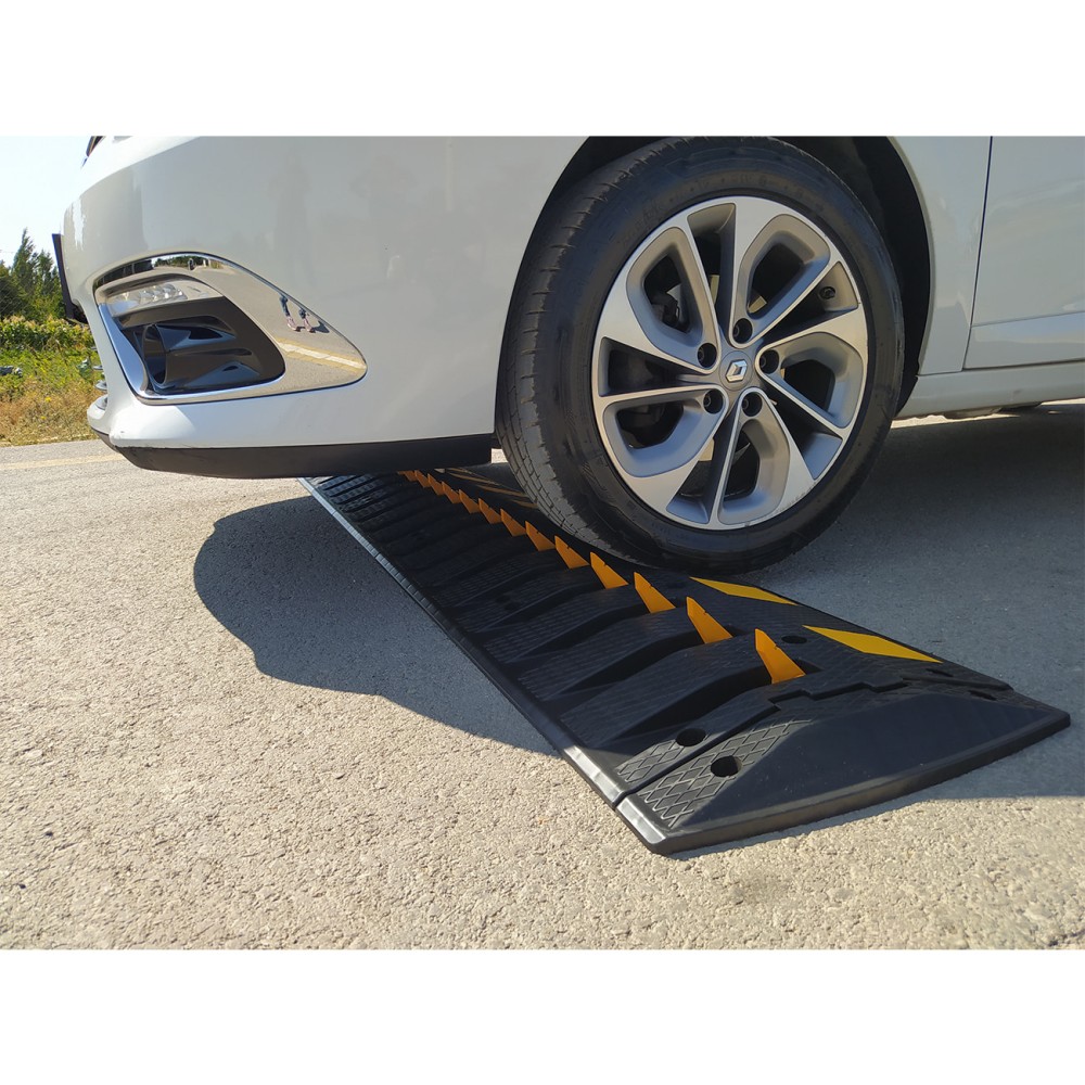 Closed Speed Bump Car Park Speed Bump Gate Vehicle Road Speed Bump Gate 9.5 Meters