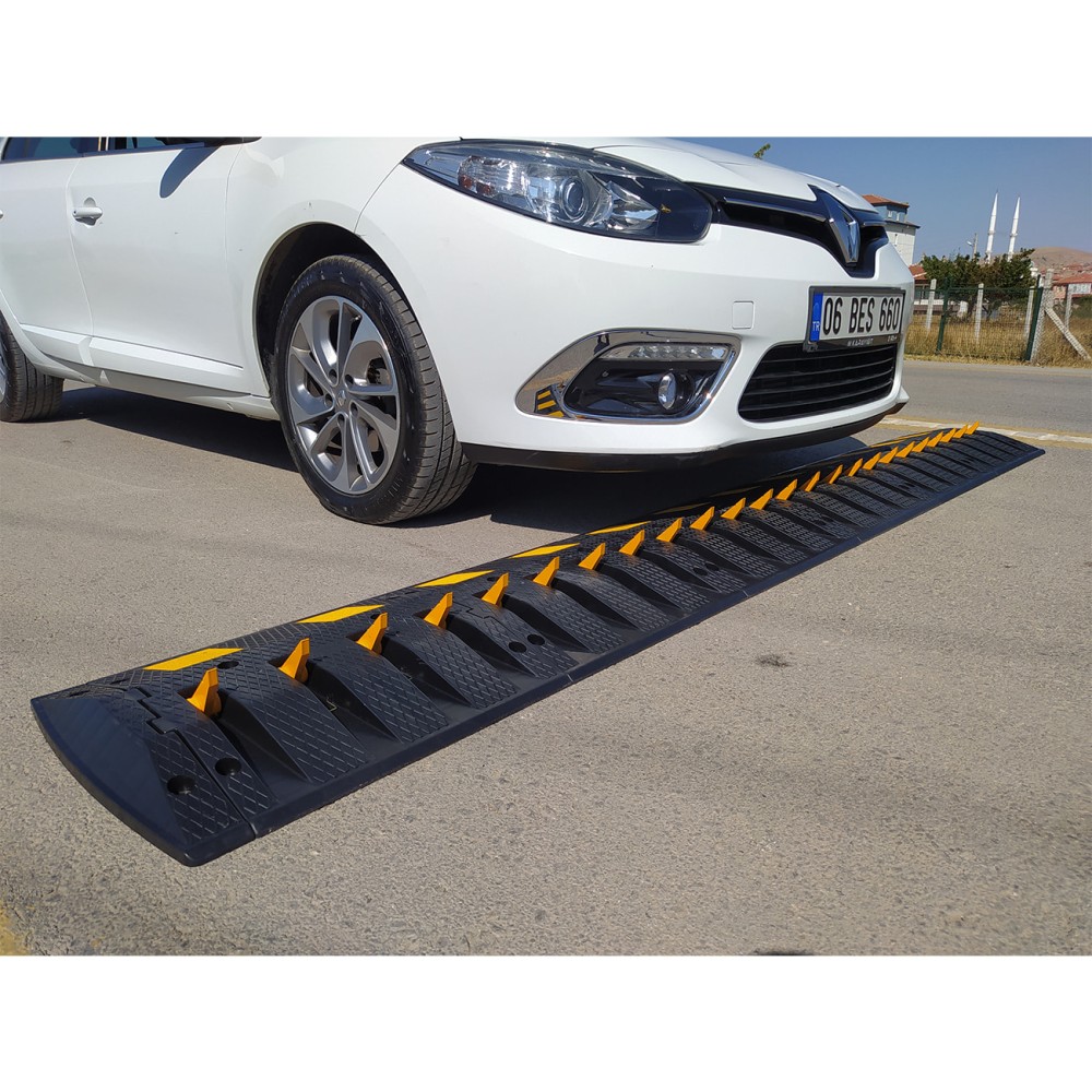 Retractable Speed Bump Parking Speed Bump Cover Vehicle Road Speed Bump Cover 7.5 Metres